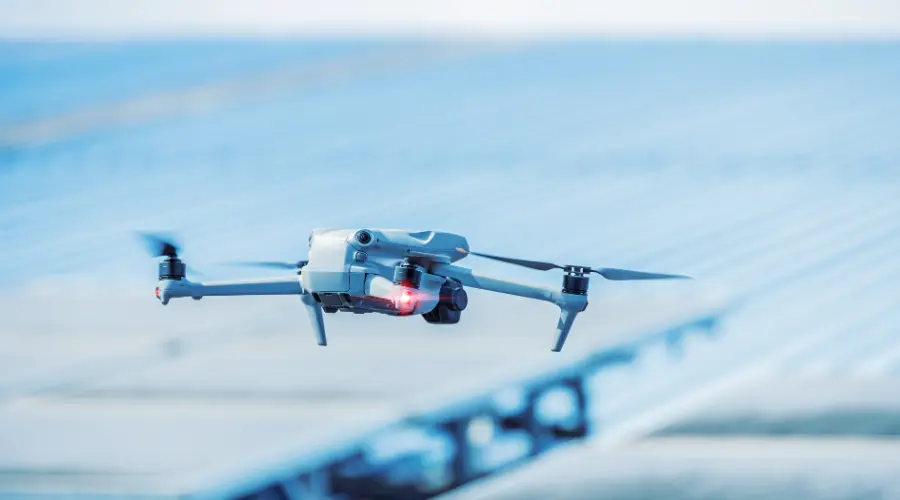 Autonome Drohnen im Einsatz: Grenzen klassischer Überwachungssysteme